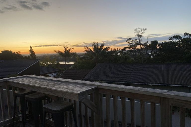 Photo of property in 30 Rahui Road, Greenhithe, Auckland, 0632