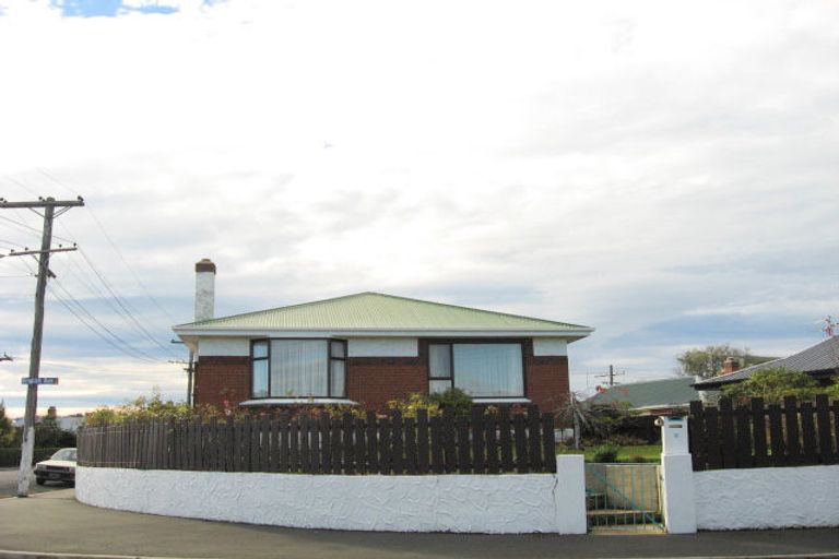 Photo of property in 3 English Avenue, Kenmure, Dunedin, 9011