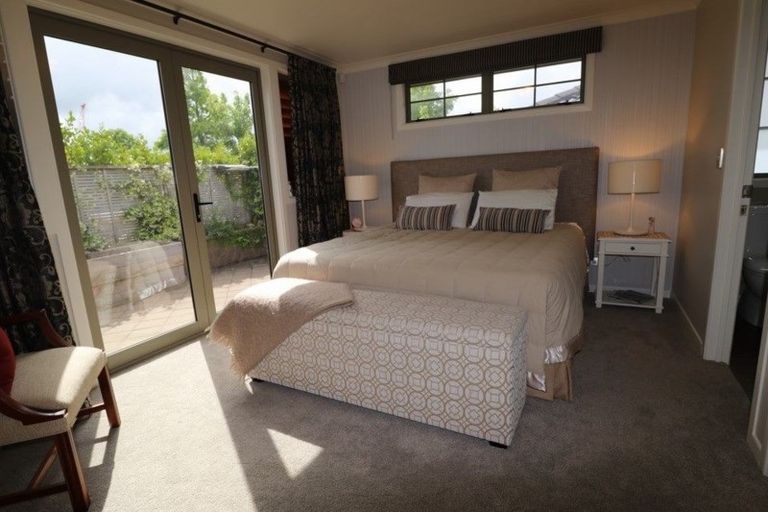 Photo of property in 1 Tarn Close, Pyes Pa, Tauranga, 3112