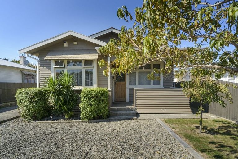 Photo of property in 93 Shamrock Street, Takaro, Palmerston North, 4412
