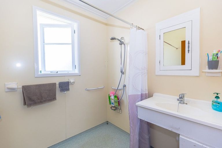 Photo of property in 26 Polson Street, Castlecliff, Whanganui, 4501