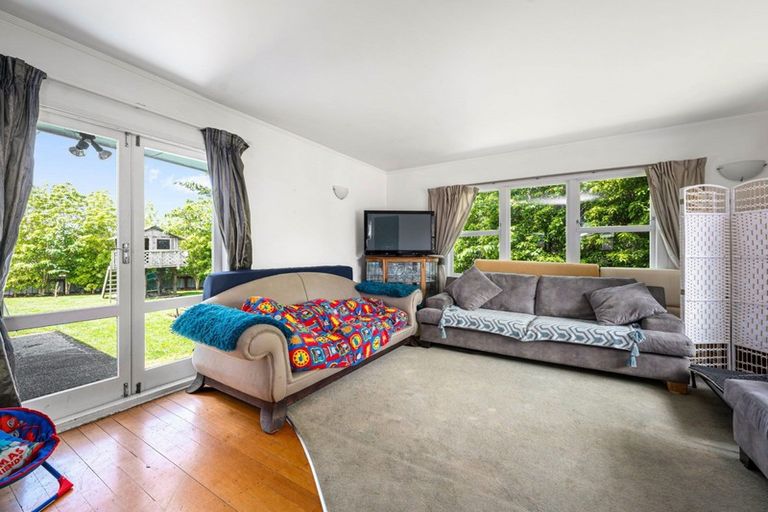 Photo of property in 1 Fenruss Street, Fairy Springs, Rotorua, 3015