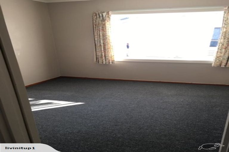 Photo of property in 98 Settlement Road, Papakura, 2110