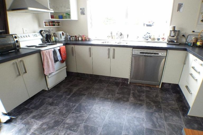 Photo of property in 34 Queens Drive, Saint Kilda, Dunedin, 9012