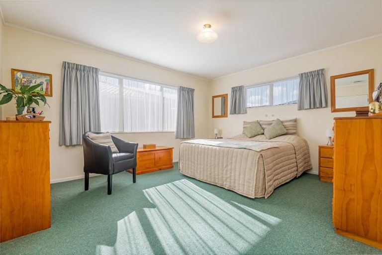 Photo of property in 5 Richmond Avenue, Takaro, Palmerston North, 4410