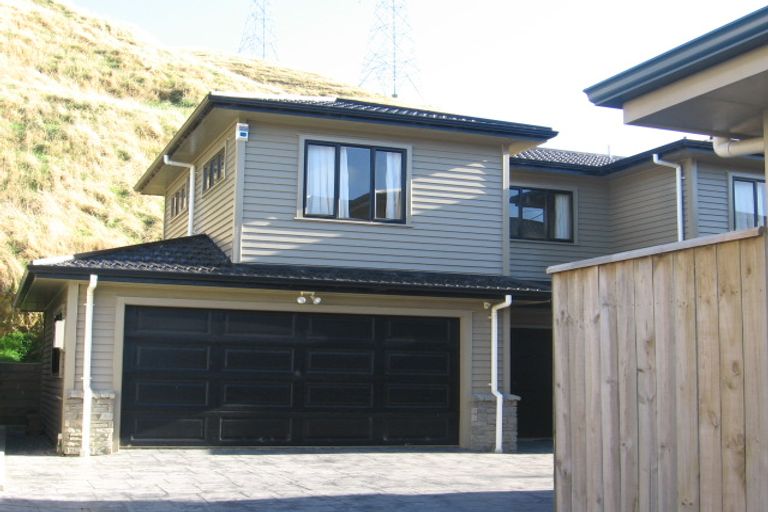 Photo of property in 67a Amesbury Drive, Churton Park, Wellington, 6037