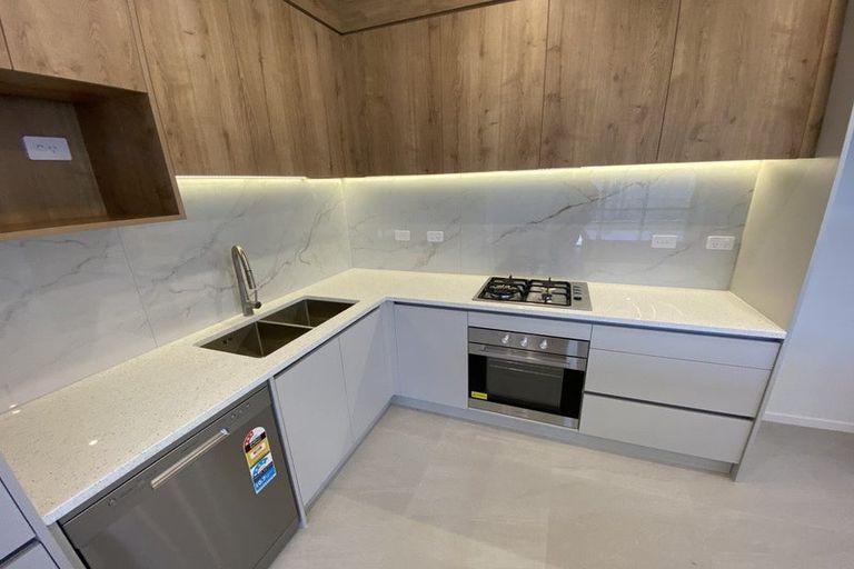 Photo of property in 26b Grande Vue Road, Papatoetoe, Auckland, 2025