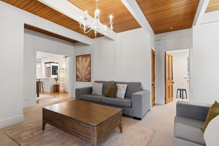 Photo of property in 85 Penruddock Rise, Westmorland, Christchurch, 8025