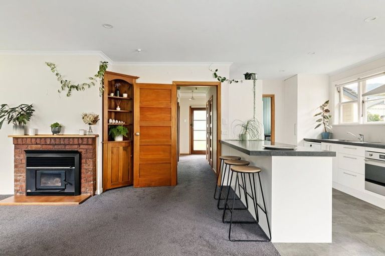 Photo of property in 124 Tipahi Street, Nelson South, Nelson, 7010