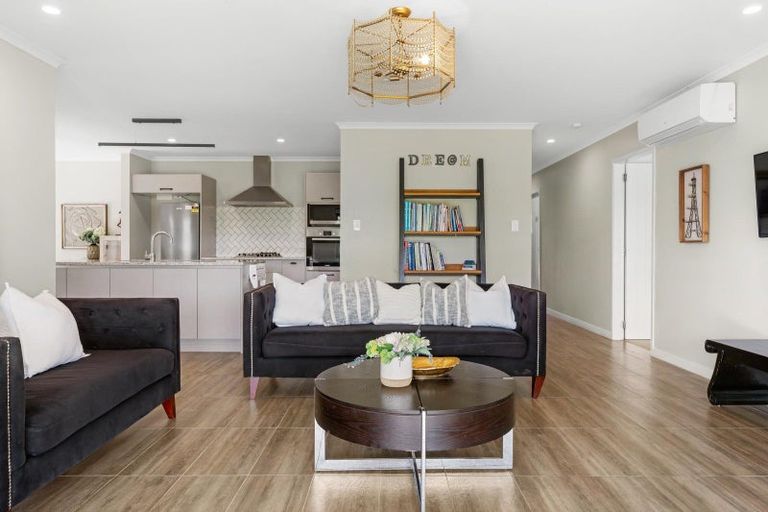 Photo of property in 42 Double Bay Road, Pyes Pa, Tauranga, 3112