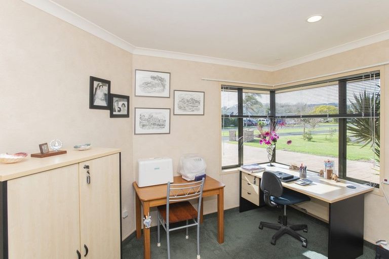 Photo of property in 84 Potae Avenue, Lytton West, Gisborne, 4010