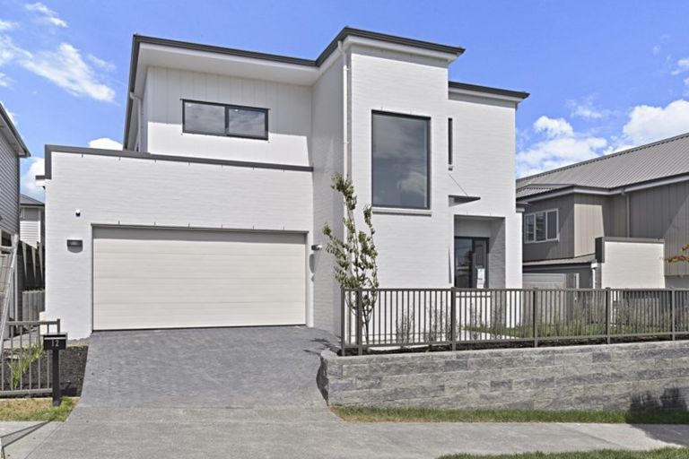 Photo of property in 12 Mcewan Street, Whenuapai, Auckland, 0618