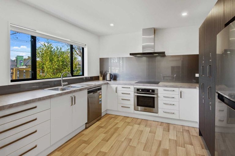 Photo of property in 7a Mathesons Road, Phillipstown, Christchurch, 8011