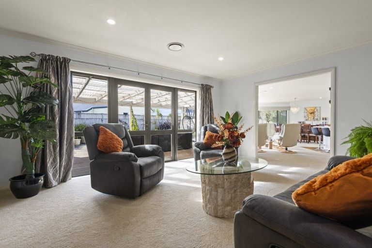 Photo of property in 3 Virginia Grove, Milson, Palmerston North, 4414