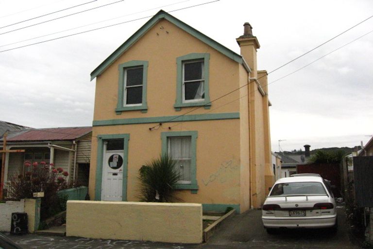 Photo of property in 16 Hyde Street, North Dunedin, Dunedin, 9016