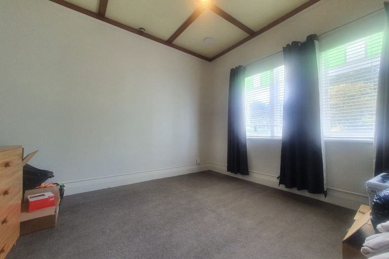 Photo of property in 189 Titirangi Road, Titirangi, Auckland, 0604