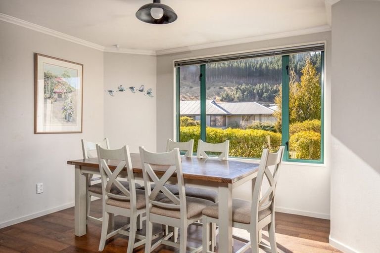 Photo of property in 24 Whitby Street, Clyde, 9330