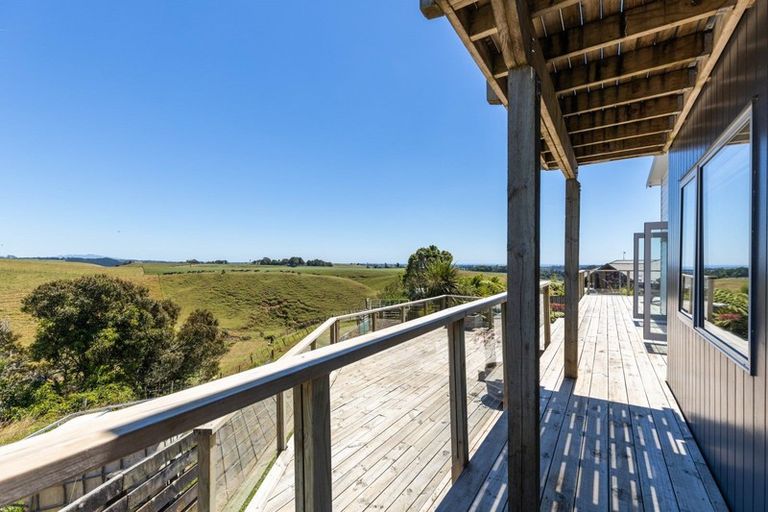 Photo of property in 794 Otaraoa Road, Tikorangi, Waitara, 4383