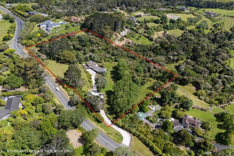 Photo of property in 586 Whitford Road, Whitford, Howick, 2571