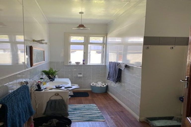 Photo of property in 1/27 Brougham Street, Mount Victoria, Wellington, 6011