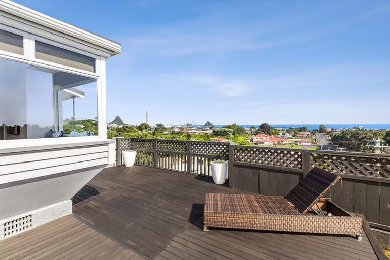 Photo of property in 50 Calvert Road, Lynmouth, New Plymouth, 4310