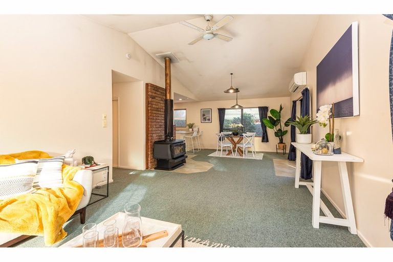 Photo of property in 9 Stopforth Street, Woodend, 7610