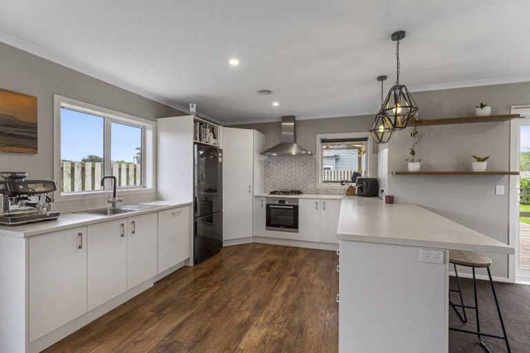 Photo of property in 4 Te Wiremu Lane, Otaki, 5512