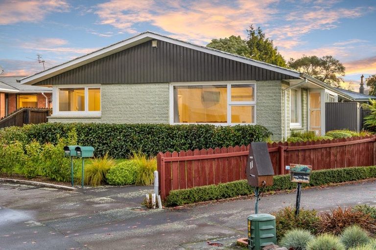 Photo of property in 9 Karaka Place, Somerfield, Christchurch, 8024
