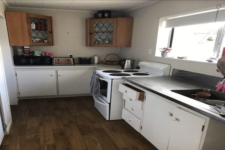 Photo of property in 52 George Crescent, Buckland, Pukekohe, 2677