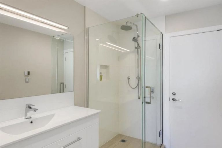 Photo of property in 3/10 Stoneyhurst Street, St Albans, Christchurch, 8014