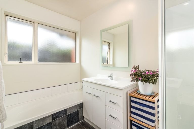 Photo of property in 3 Nina Lane, Somerfield, Christchurch, 8024