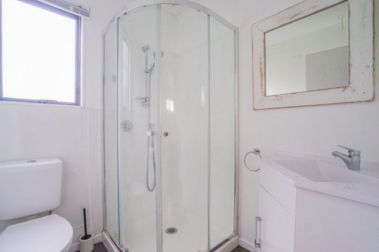 Photo of property in 4 Country Club Lane, Waiuku, 2123