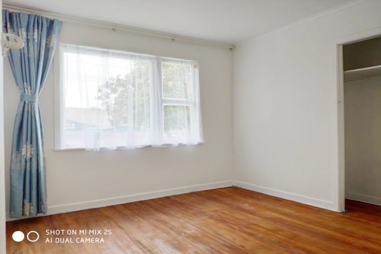 Photo of property in 210 Archers Road, Glenfield, Auckland, 0629