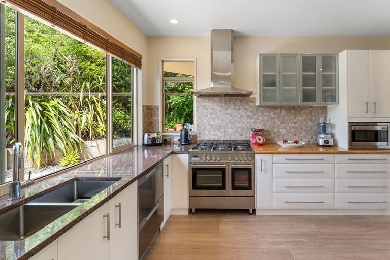 Photo of property in 96 Totara View Road, Wakefield, 7095