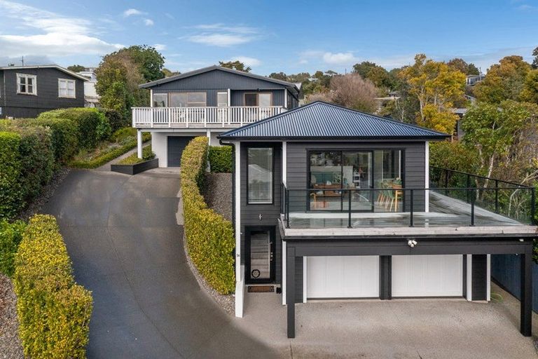 Photo of property in 5 Holiday Road, Stanmore Bay, Whangaparaoa, 0932
