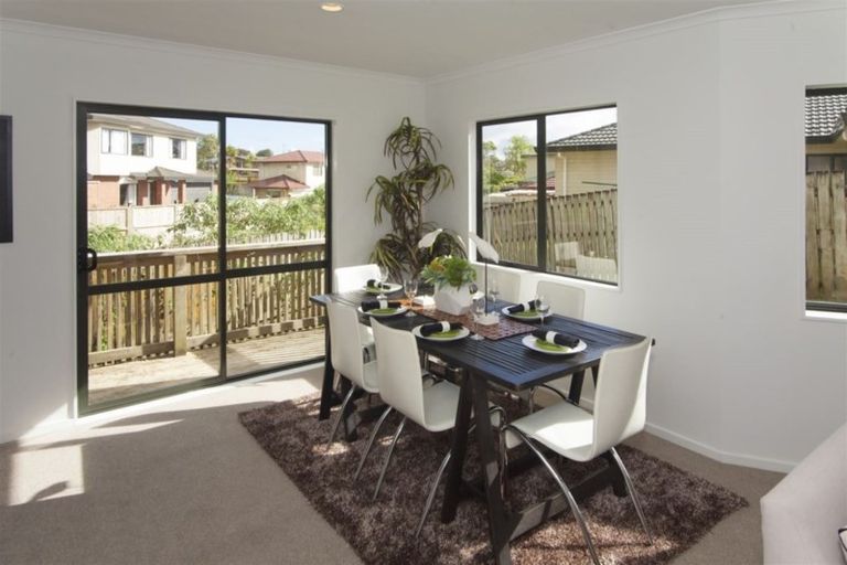 Photo of property in 8 Ali Place, Ranui, Auckland, 0612