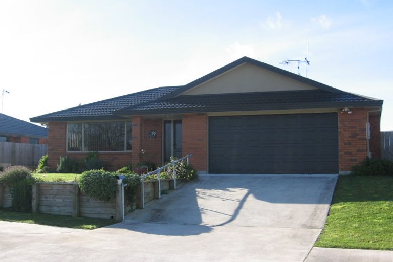 Photo of property in 3 Chancery Close, Hamilton East, Hamilton, 3216