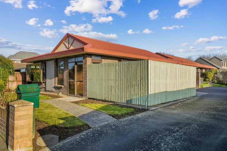 Photo of property in 1/357 Harewood Road, Bishopdale, Christchurch, 8053