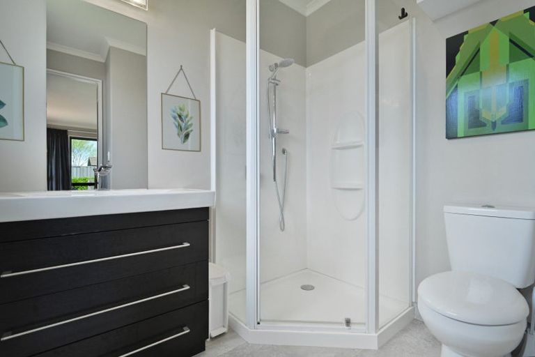 Photo of property in 12 Begley Place, Frimley, Hastings, 4120