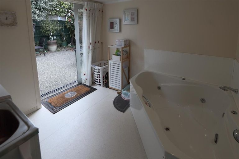 Photo of property in 23b Eason Street, Victoria, Rotorua, 3010