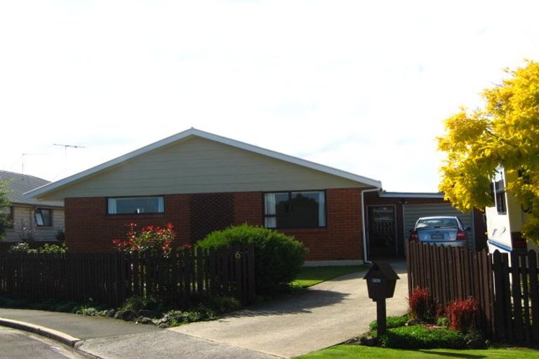 Photo of property in 6 Ash Place, Mosgiel, 9024
