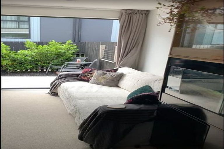 Photo of property in 25 Hinonga Loop, Silverdale, 0932