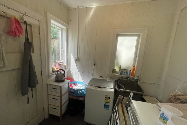 Photo of property in 107 Elizabeth Street, Mount Victoria, Wellington, 6011