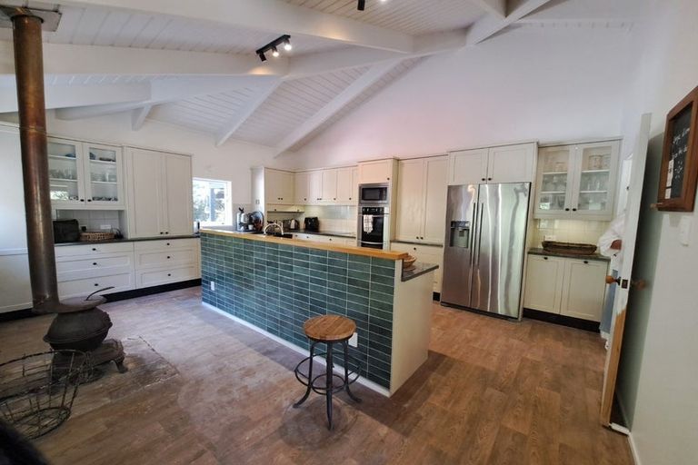 Photo of property in 18 Clark Road, Karaka, Papakura, 2580