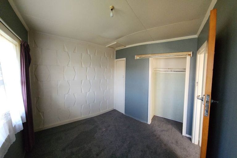 Photo of property in 11 Tararua Street, Pahiatua, 4910