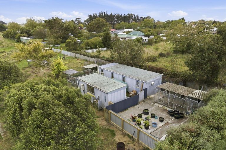 Photo of property in 1 Graham Street, Shannon, 4821