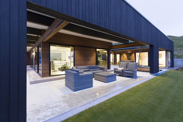 Photo of property in 176 Blackbarn Road, Havelock North, 4294