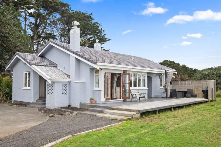 Photo of property in 1431 Awhitu Road, Pollok, Waiuku, 2684