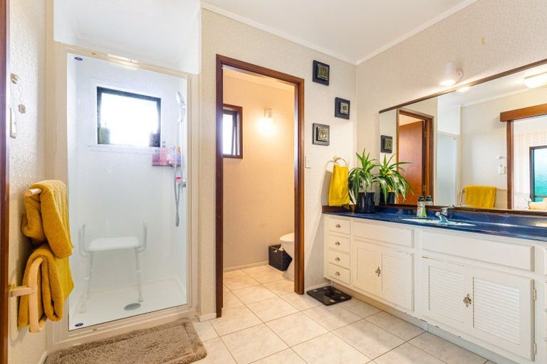Photo of property in 2/22 Hastings Road, Mairangi Bay, Auckland, 0630