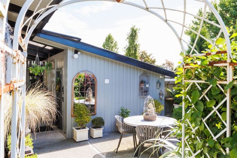 Photo of property in 7 Dampier Avenue, Awapuni, Palmerston North, 4412